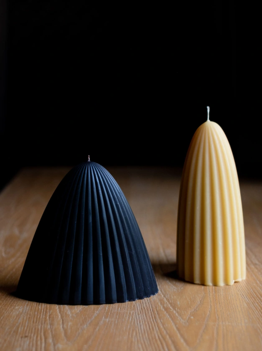 Tusk Beeswax Candle - Medium in Natural