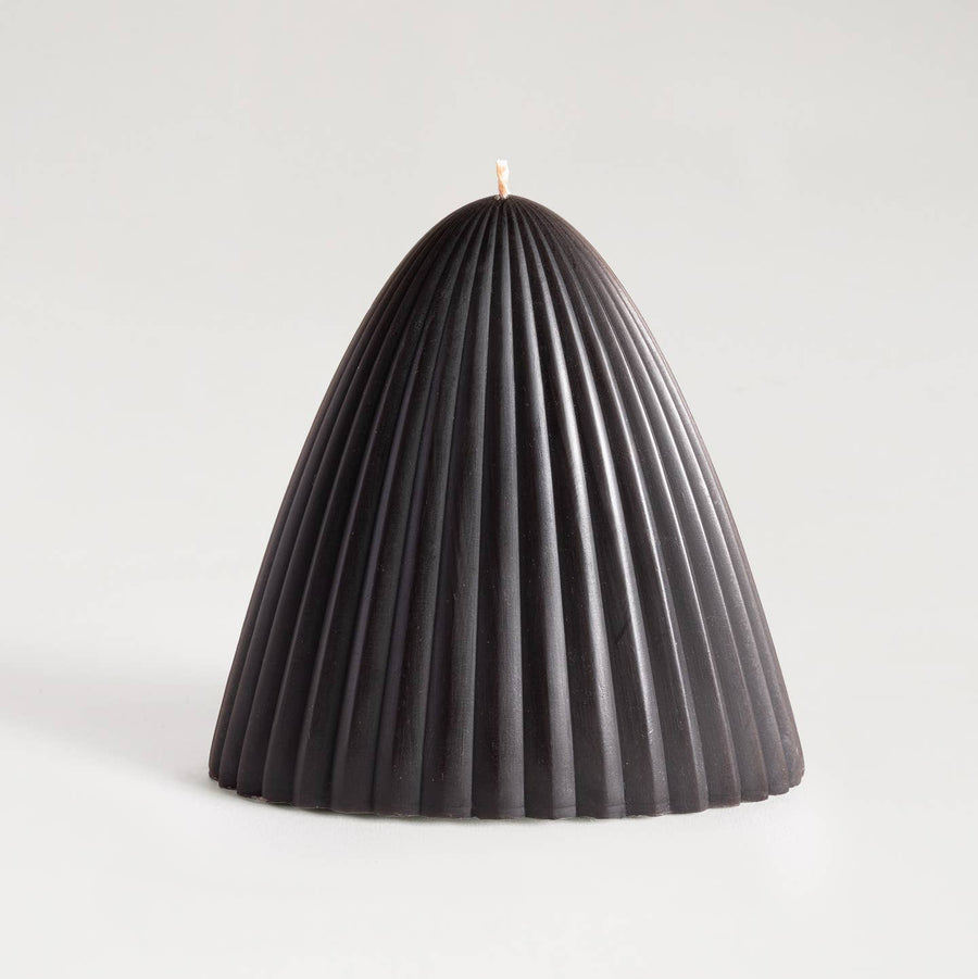 Tusk Beeswax Candle - Small in Black