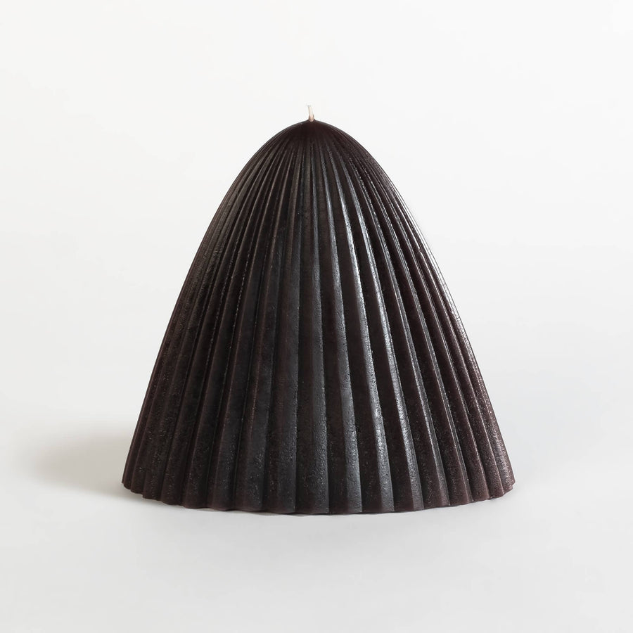 Tusk Beeswax Candle - Small in Black