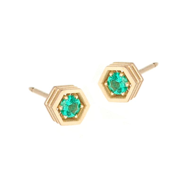 Hex Strata Stud Earrings - Emeralds in Yellow Gold
